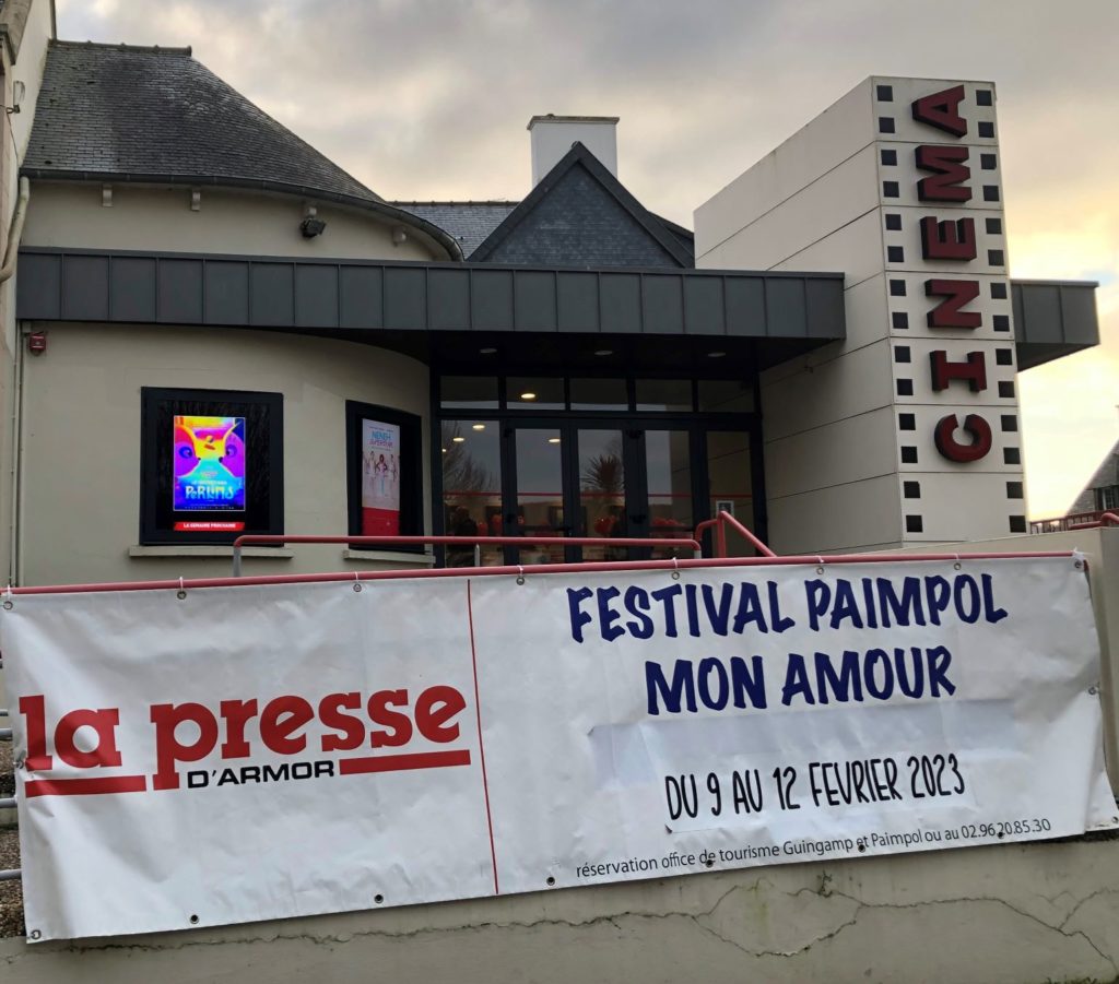 cinéma Breiz Paimpol affiche du Festival devant l'entrée
